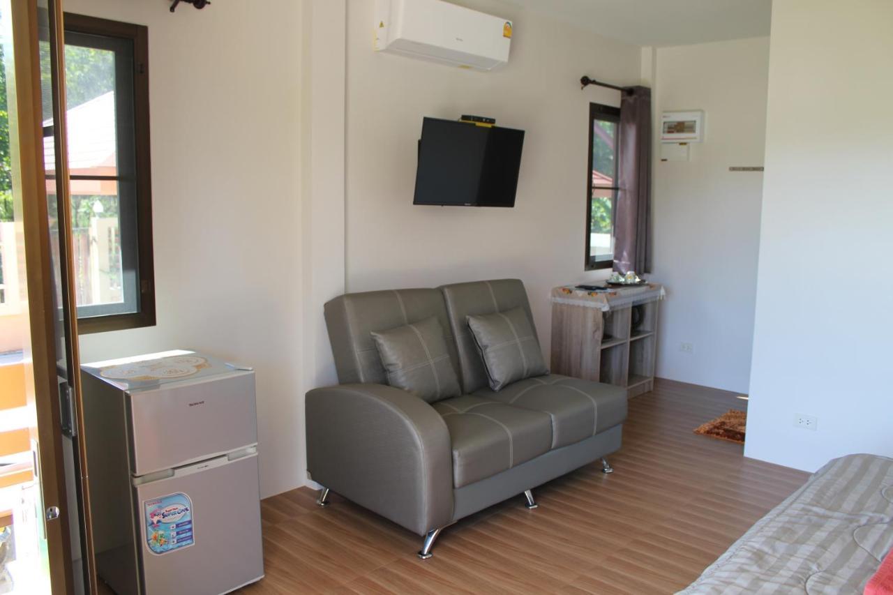 Naluemon Village Fh 1 Rayong Eksteriør billede