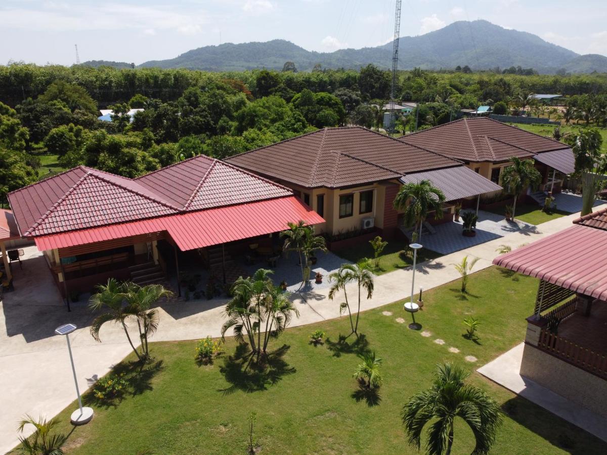 Naluemon Village Fh 1 Rayong Eksteriør billede